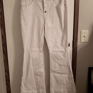 Grace in LA bell bottoms